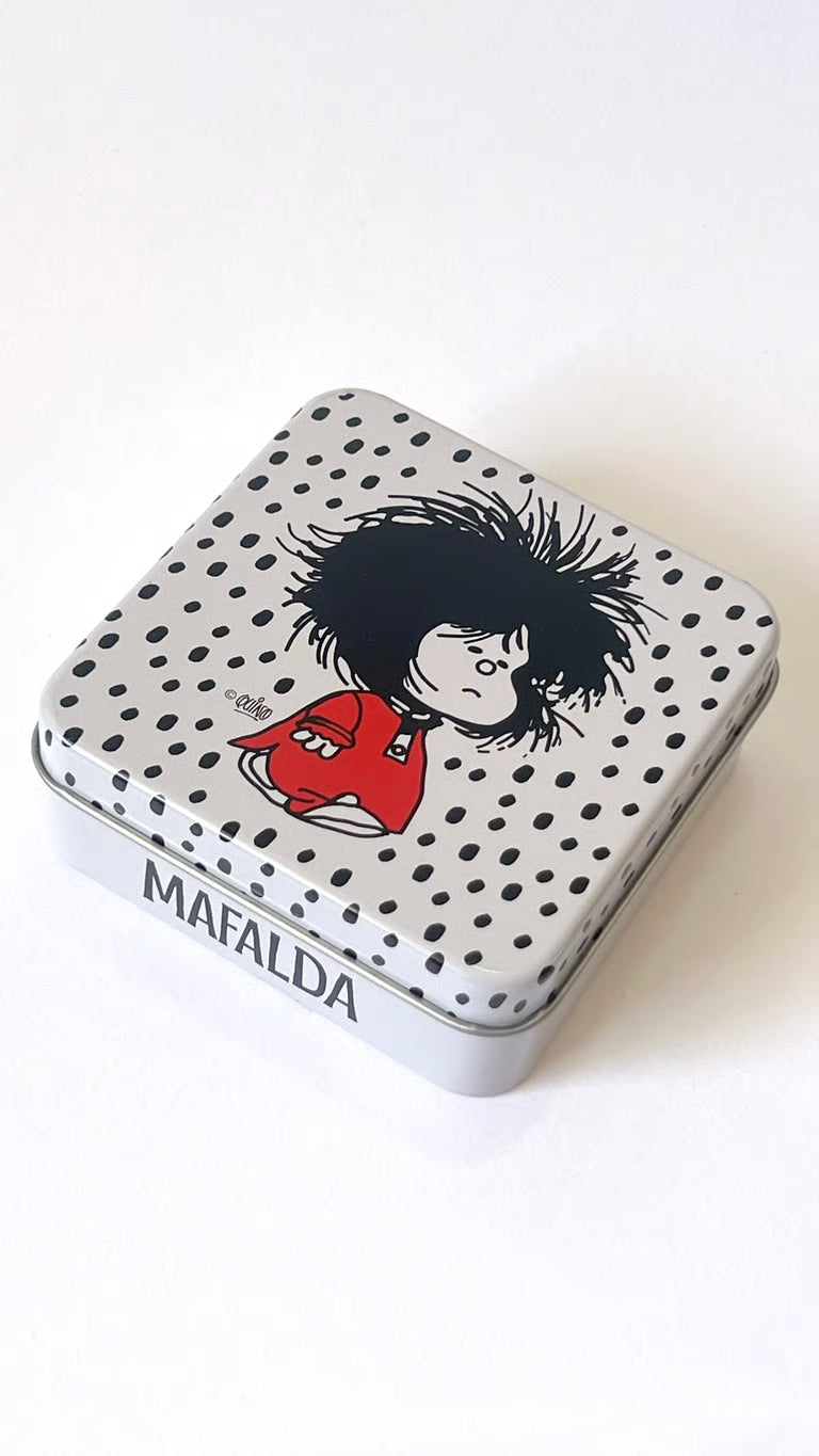 Caja metálica Mafalda colección
