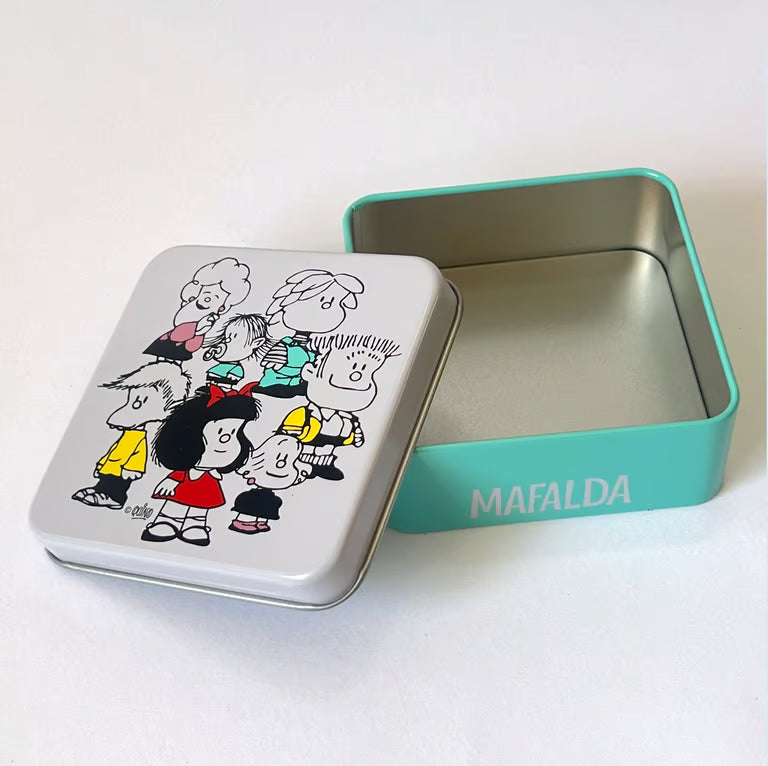 Caja metálica Mafalda colección